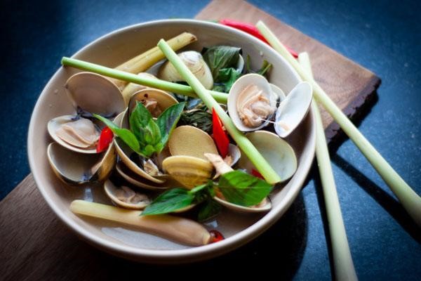 Mẹo lưu ý khi nấu nghêu hấp sả