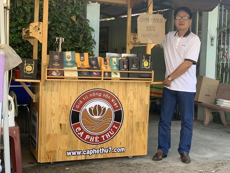 Xe cà phê thứ 7
